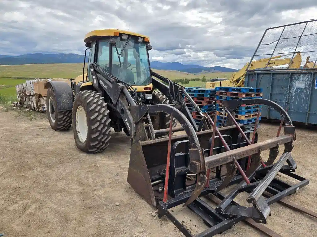 Gallery image 2 for Used 2004 New Holland TV145 Tractor