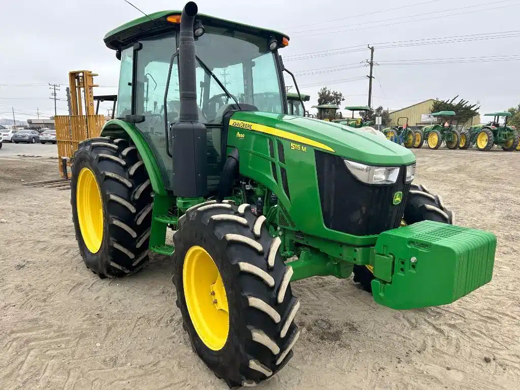 Gallery image 1 for New 2021 John Deere 5115M Tractor