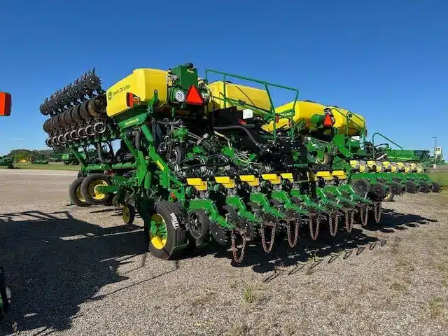 Gallery image 2 for Used 2023 John Deere 1795 Planter