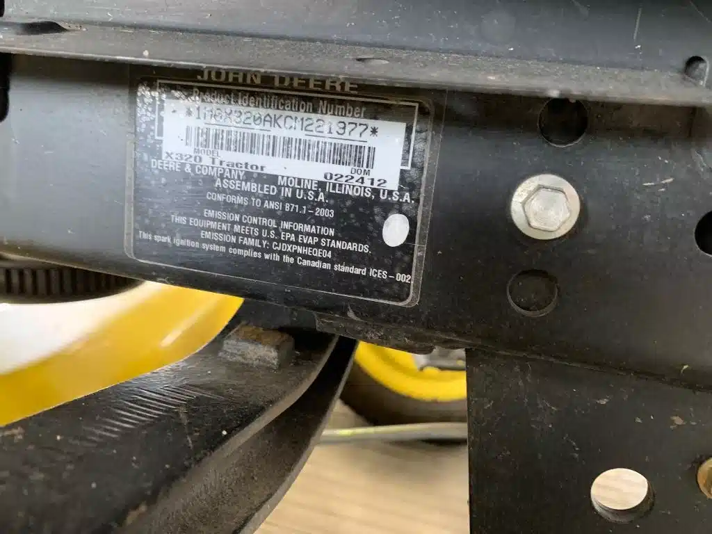 Gallery image 2 for Used 2012 John Deere X320 Lawn Tractor