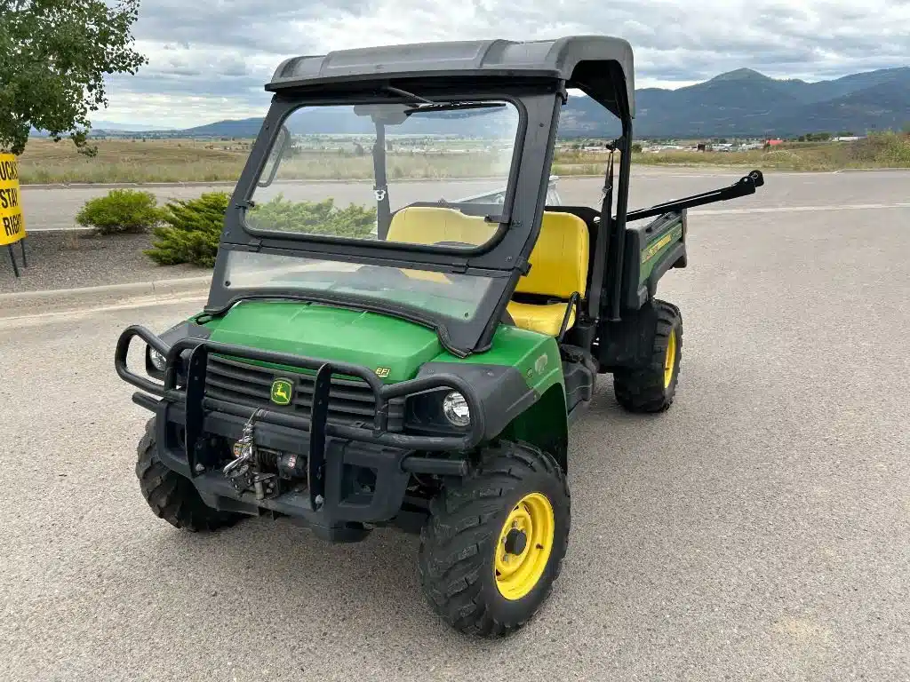 Gallery image 1 for Used 2013 John Deere XUV 825I Utility Vehicle