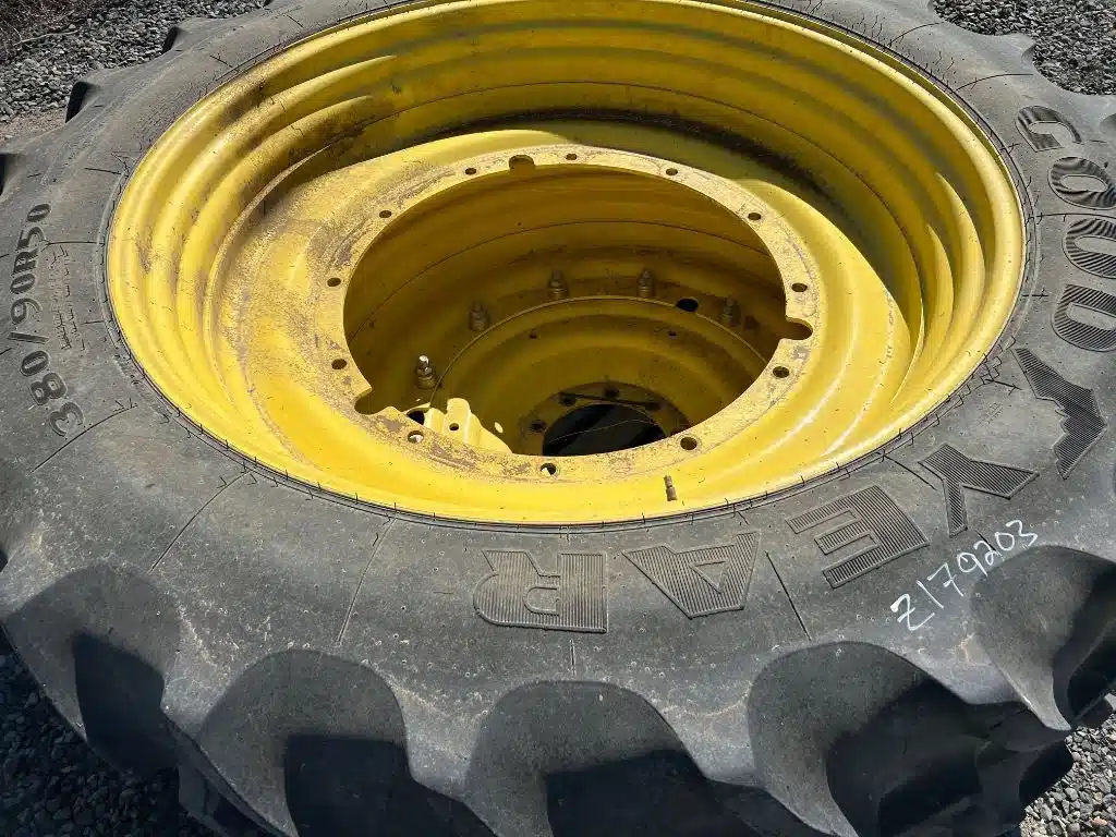 Gallery image 2 for 2020 John Deere 380 TIRES Tires