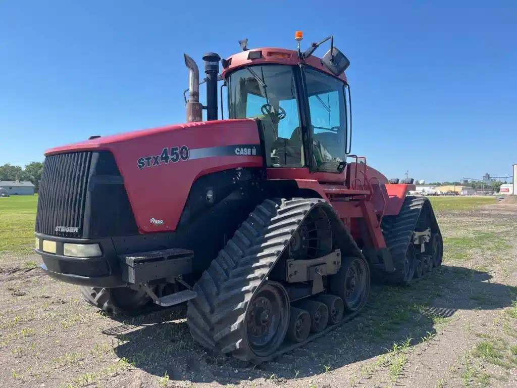 Gallery image 1 for Used 2004 Case IH STEIGER 450 QUADTRAC Tractor