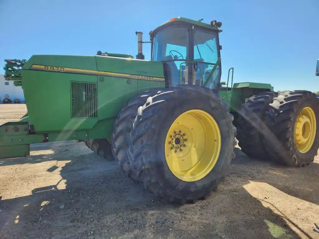 Gallery image 2 for Used 1995 John Deere 8970 Tractor