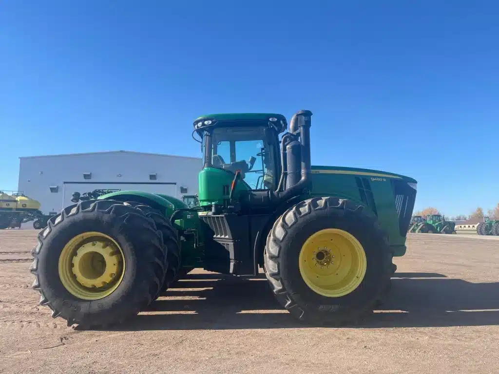 Gallery image 2 for Used 2013 John Deere 9460R Tractor