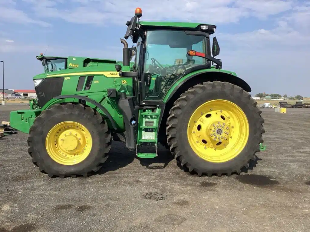 Gallery image 2 for Used 2023 John Deere 6R 195 Tractor