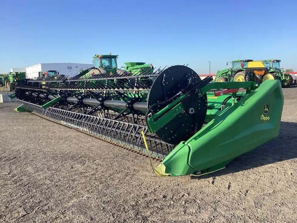 Gallery image 1 for Used 2024 John Deere HD35R Header - Flex Draper