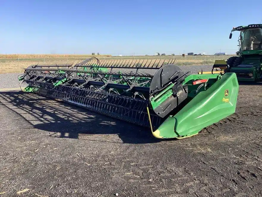 Gallery image 1 for Used 2024 John Deere HD35R Header - Flex Draper