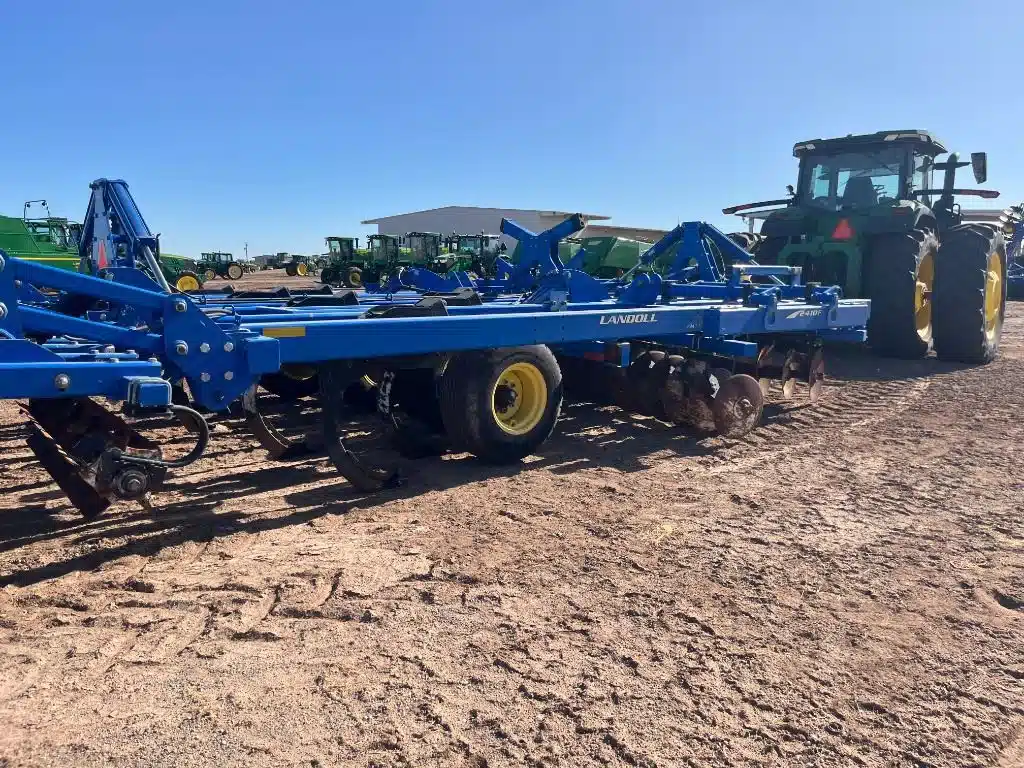 Gallery image 2 for Used 2019 Landoll 2410F Ripper