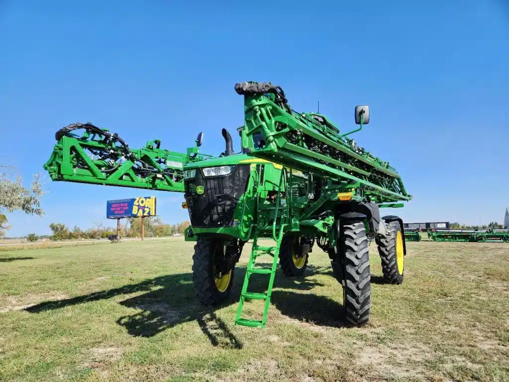 Gallery image 1 for Used 2025 John Deere 412R Sprayer - Self Propelled