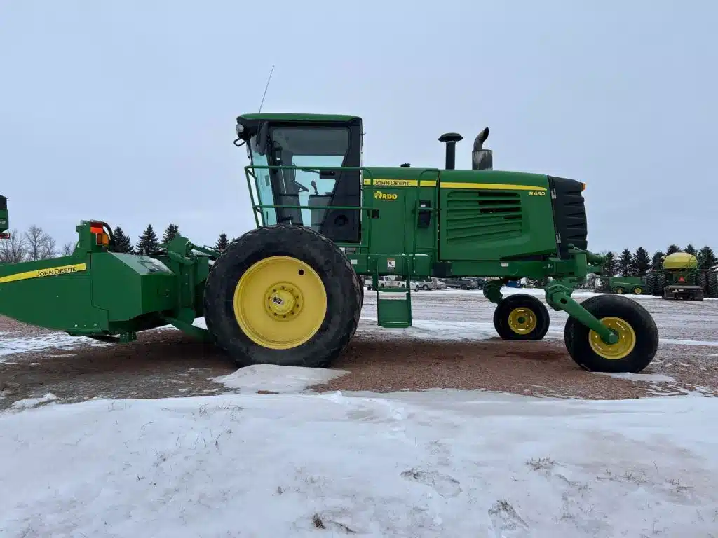Gallery image 2 for 2013 John Deere R450 Windrower