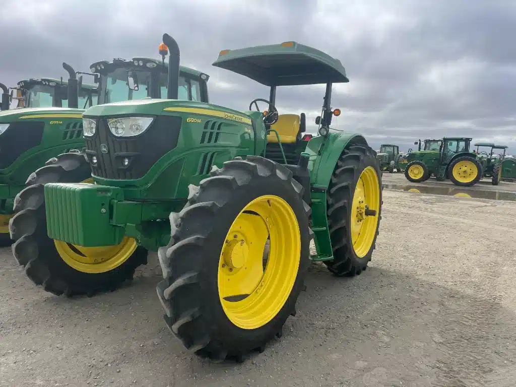 Gallery image 1 for New 2021 John Deere 6120M Tractor