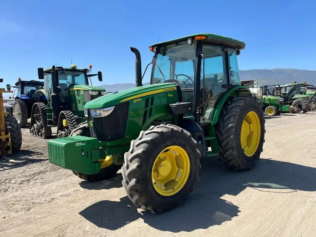 Gallery image 1 for New 2021 John Deere 5115M Tractor