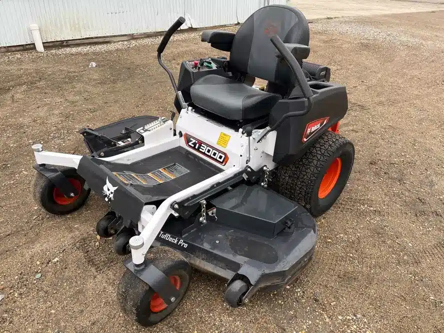 Gallery image 1 for Used 2024 Bobcat ZT3000 Mower - Zero Turn