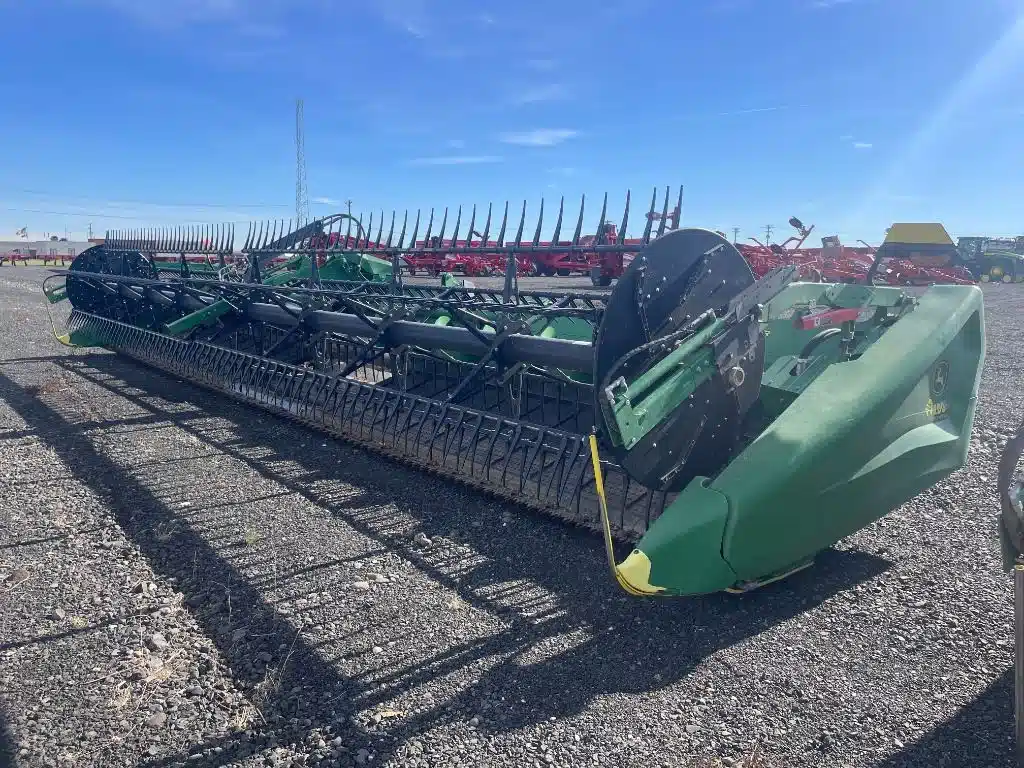 Gallery image 1 for Used 2024 John Deere HD35R Header - Flex Draper