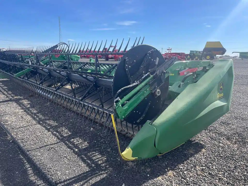 Gallery image 1 for Used 2024 John Deere HD35R Header - Flex Draper