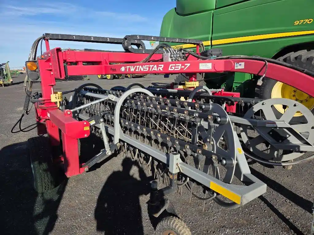 Gallery image 2 for Used 2019 TwinStar 2030G37 Rake