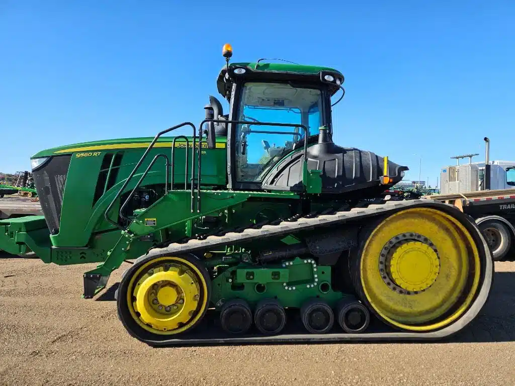 Gallery image 2 for Used 2012 John Deere 9560RT Tractor