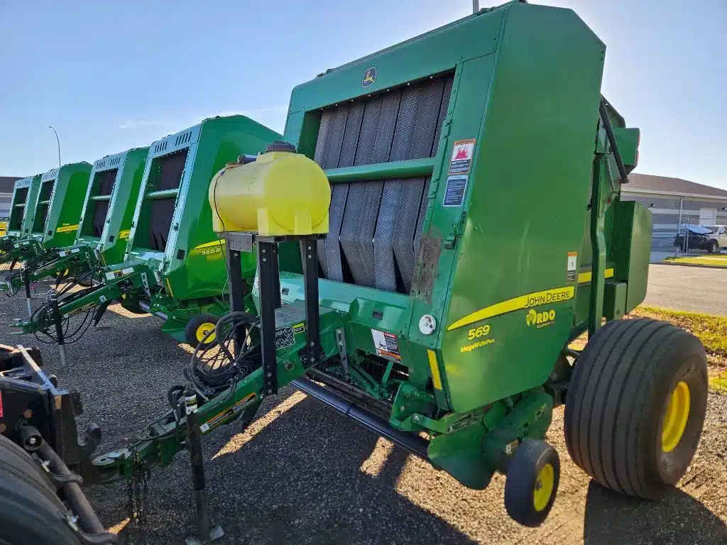 Used 2015 John Deere 569 Round Baler