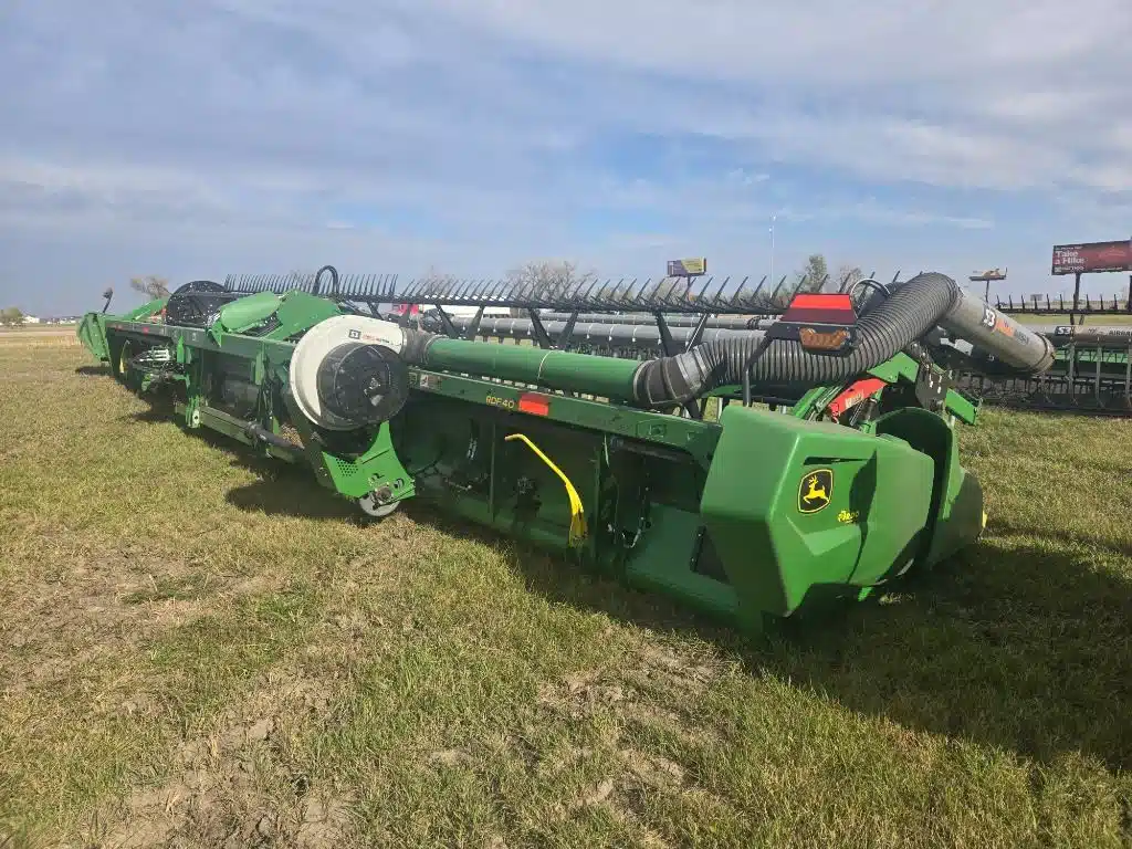 Gallery image 2 for Used 2025 John Deere RD40F Header - Flex