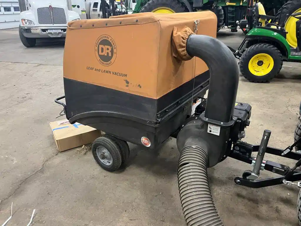 Used Unknown LEAF VAC Attachment