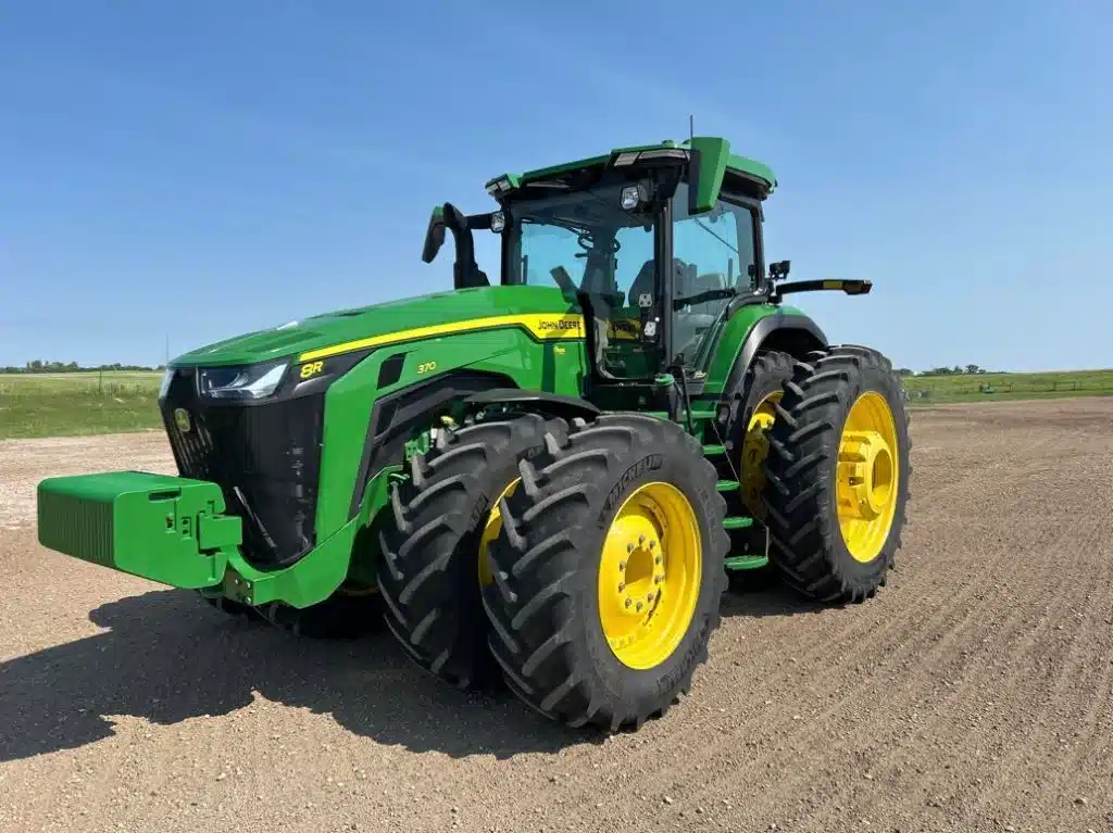 Gallery image 1 for Used 2023 John Deere 8R 370 Tractor