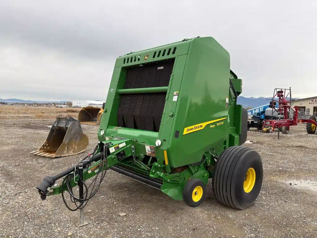 Gallery image 1 for Used 2024 John Deere 561M Round Baler