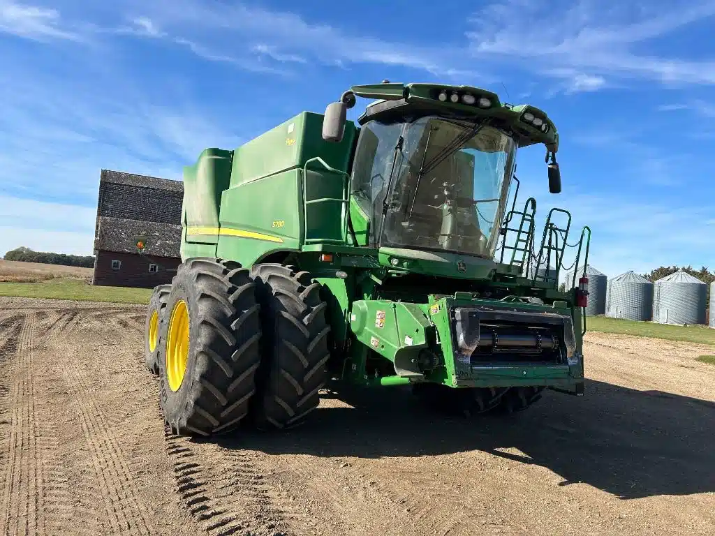 Used 2021 John Deere S780 Combine