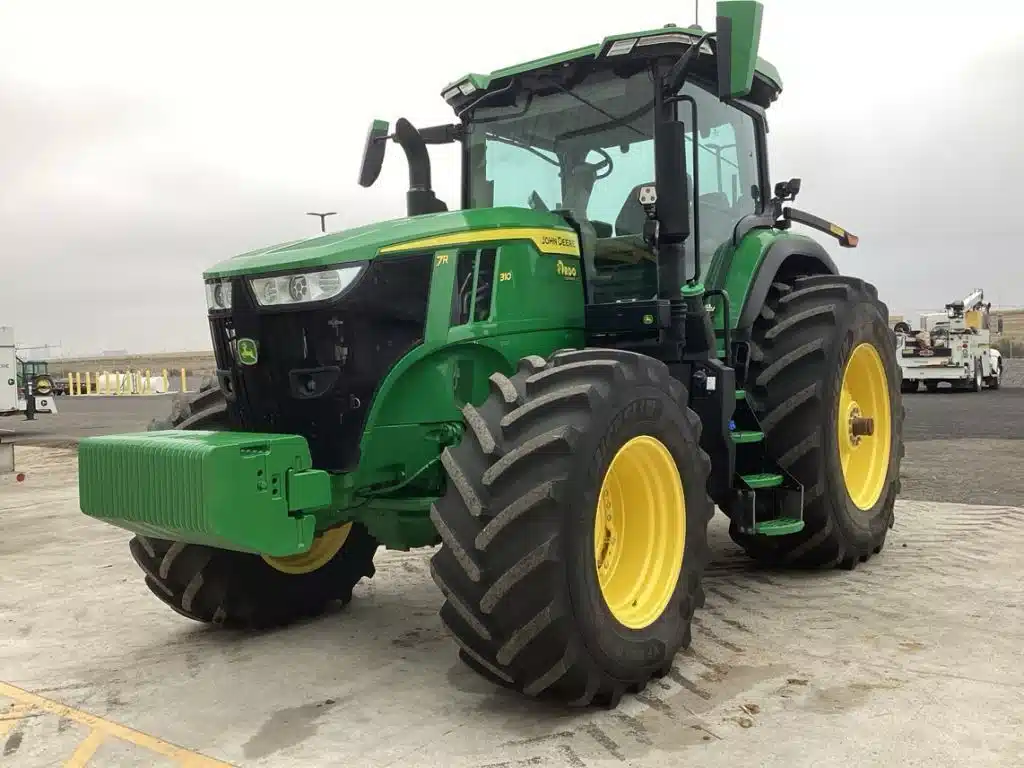 Gallery image 1 for 2024 John Deere 7R 310 Tractor