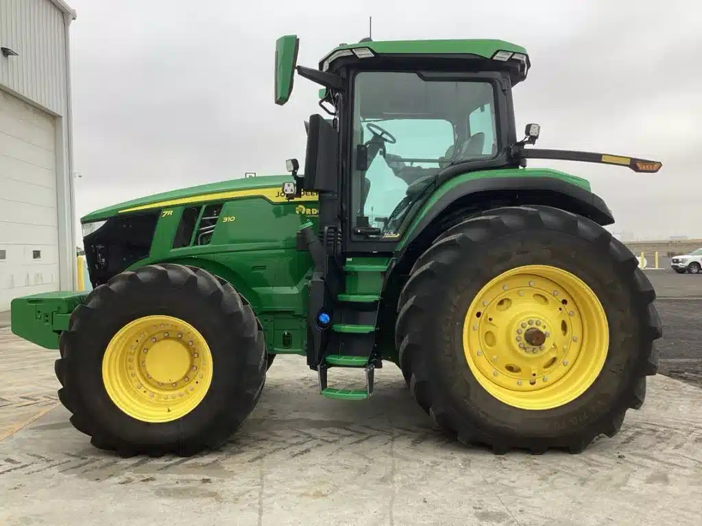 Gallery image 2 for 2024 John Deere 7R 310 Tractor