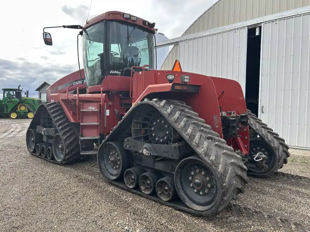 Gallery image 2 for Used 2005 Case IH STX450 QUADTRAC Tractor