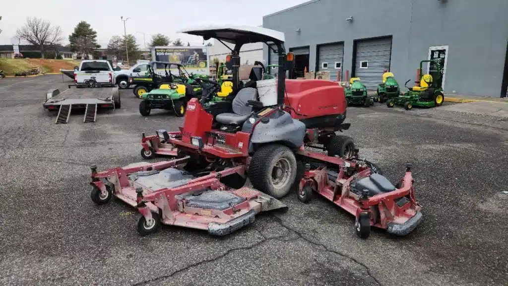 Used 2016 Toro - Wheel Horse 5900 Mower - Front Deck