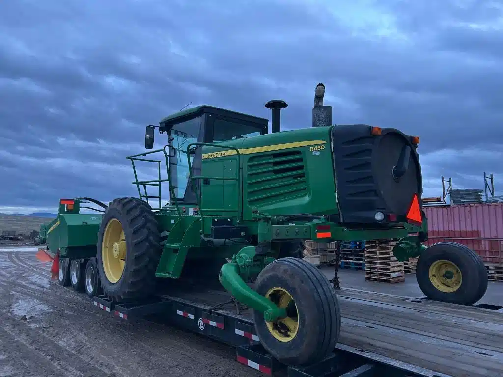 Gallery image 2 for Used 2012 John Deere R450 Windrower
