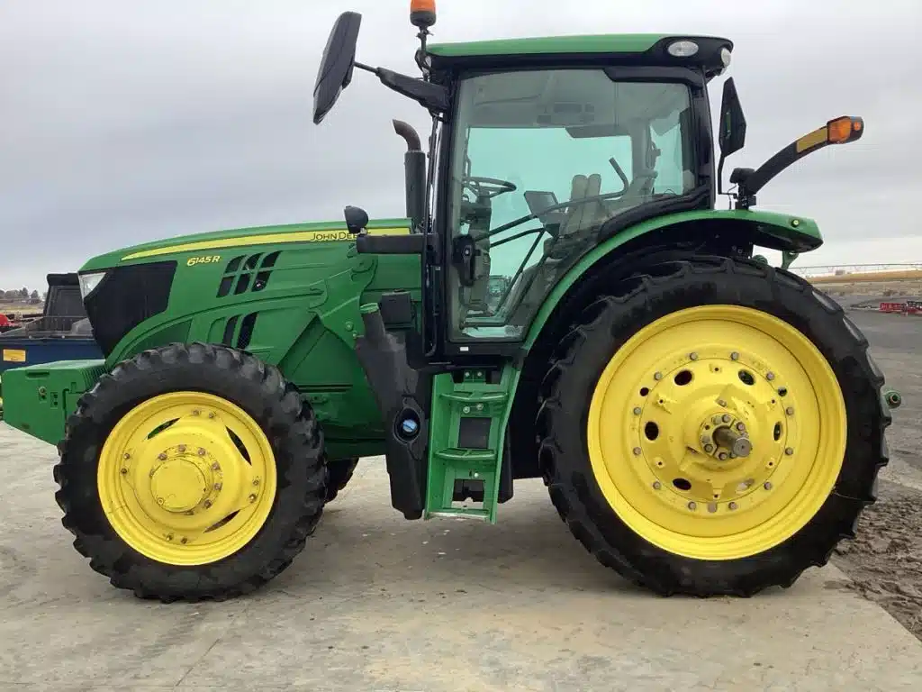 Gallery image 2 for 2022 John Deere 6145R Tractor