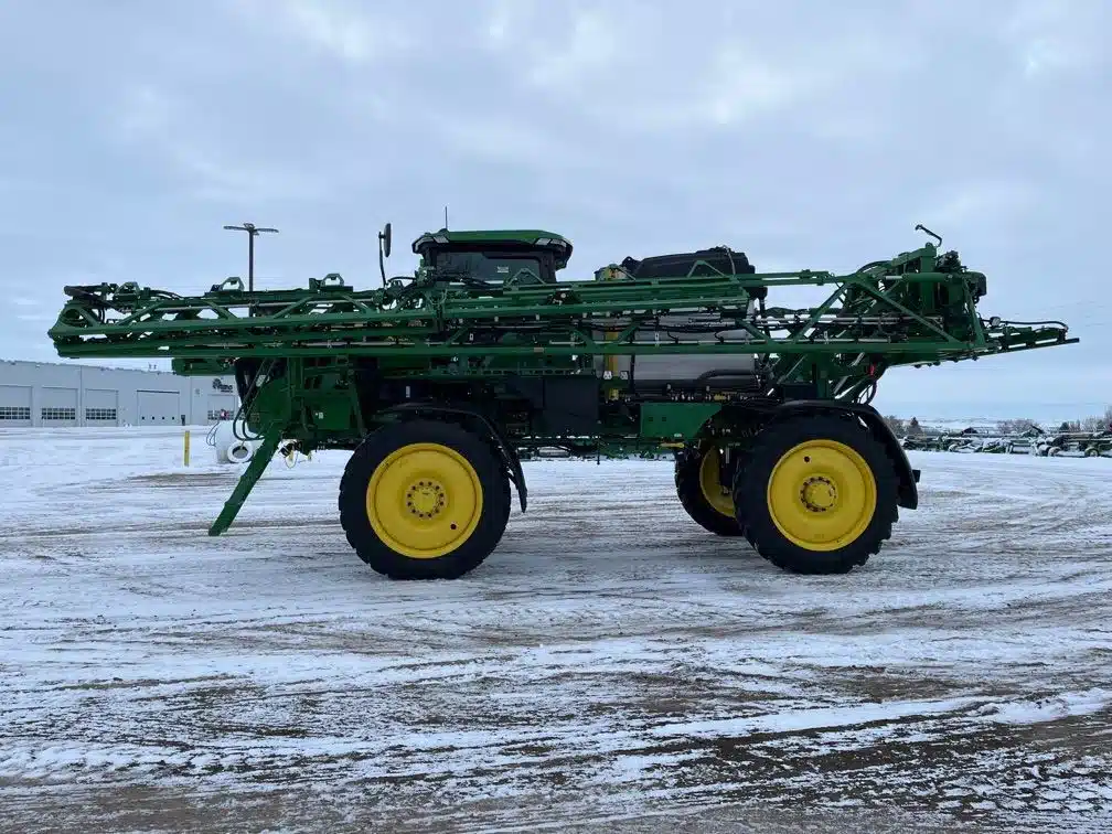 Gallery image 2 for Used 2025 John Deere 412R Sprayer - Self Propelled