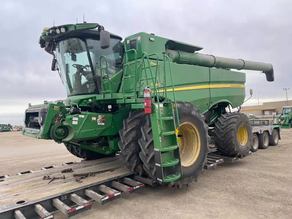Used 2023 John Deere S780 Combine