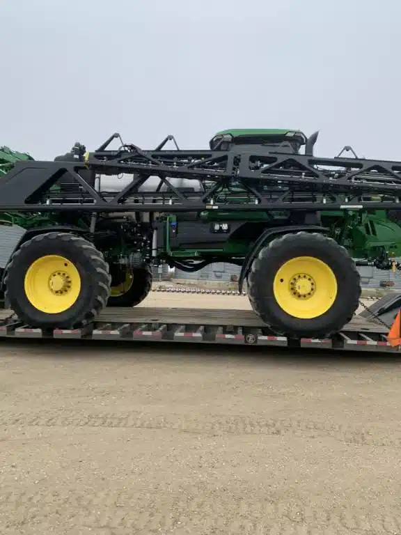 Gallery image 2 for Used 2025 John Deere 412R Sprayer - Self Propelled