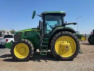 Gallery image 2 for Used 2024 John Deere 7R 230 Tractor
