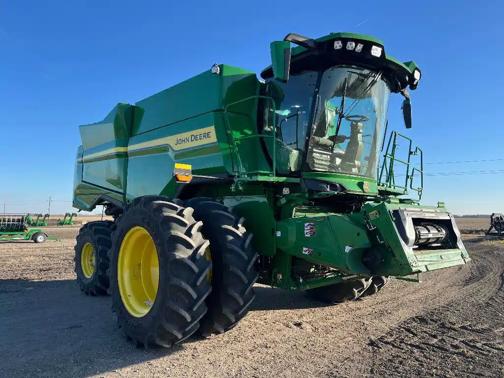 Used 2025 John Deere S7 700 Combine