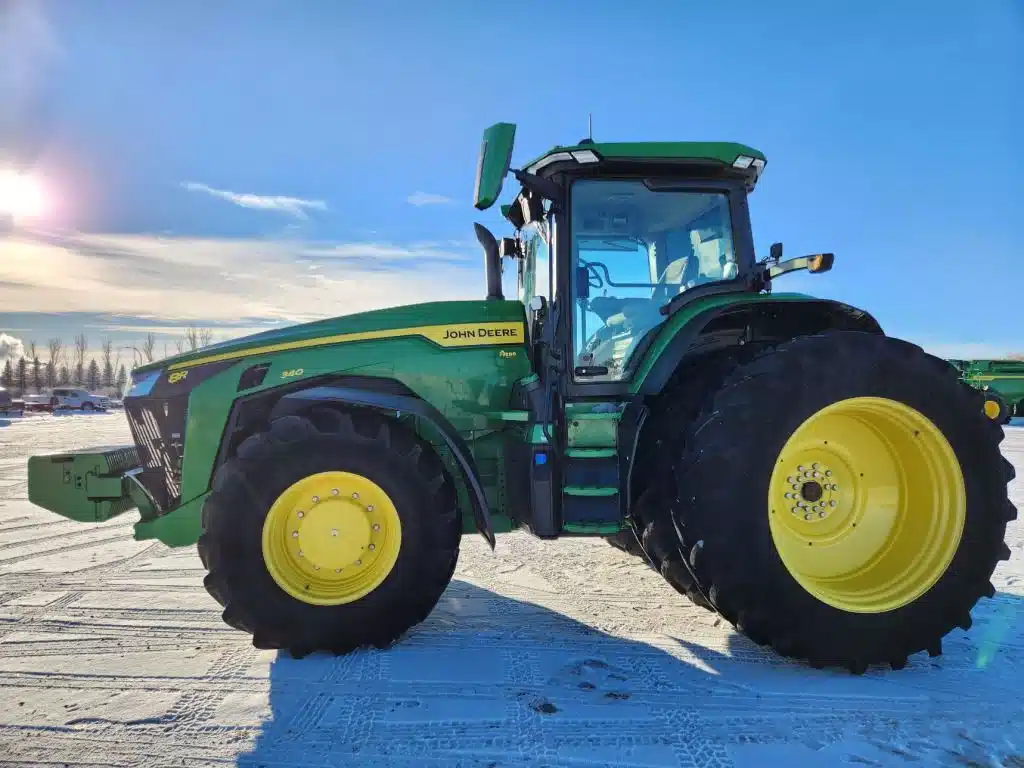 Gallery image 2 for 2024 John Deere 8R 340 Tractor