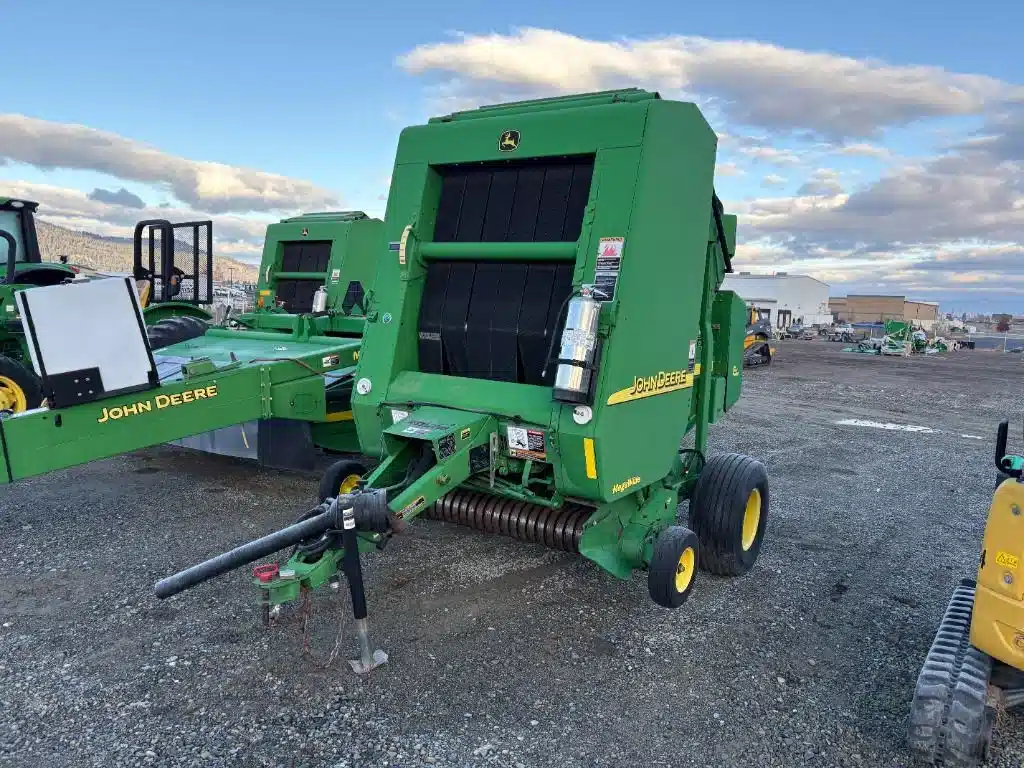Used 2006 John Deere 467 Round Baler