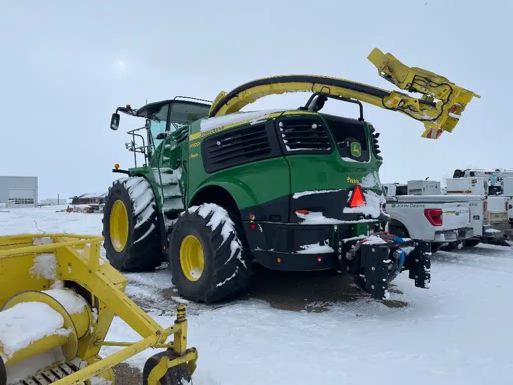 Gallery image 2 for Used 2023 John Deere 9500 Combine