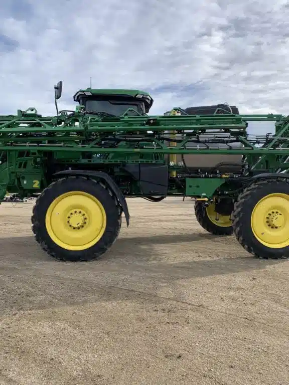 Gallery image 2 for Used 2025 John Deere 412R Sprayer - Self Propelled
