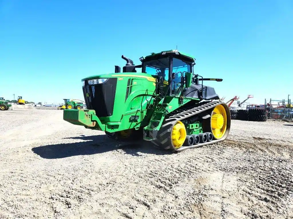 Gallery image 1 for Used 2022 John Deere 9RT 520 Tractor