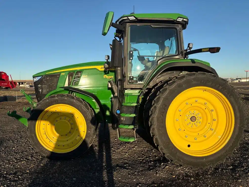 Gallery image 2 for 2025 John Deere 7R 290 Tractor