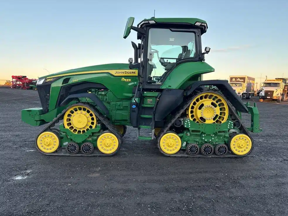 Gallery image 2 for 2025 John Deere 8RX 340 Tractor
