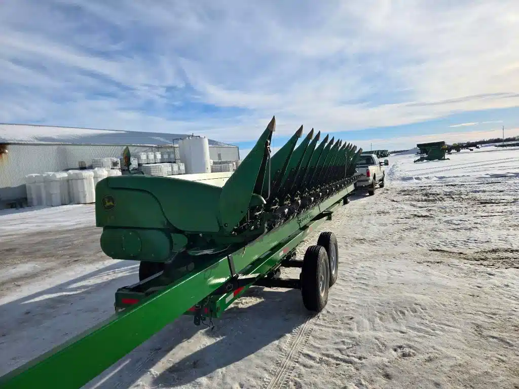 Gallery image 2 for 2012 John Deere 618C Header - Row Crop