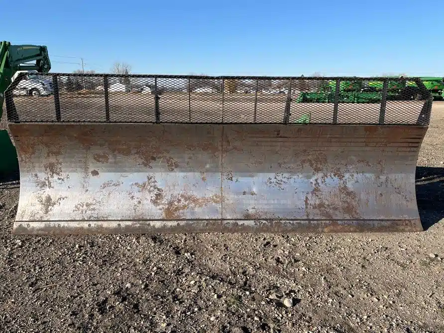 Gallery image 2 for Leon 4000 BLADE Tractor