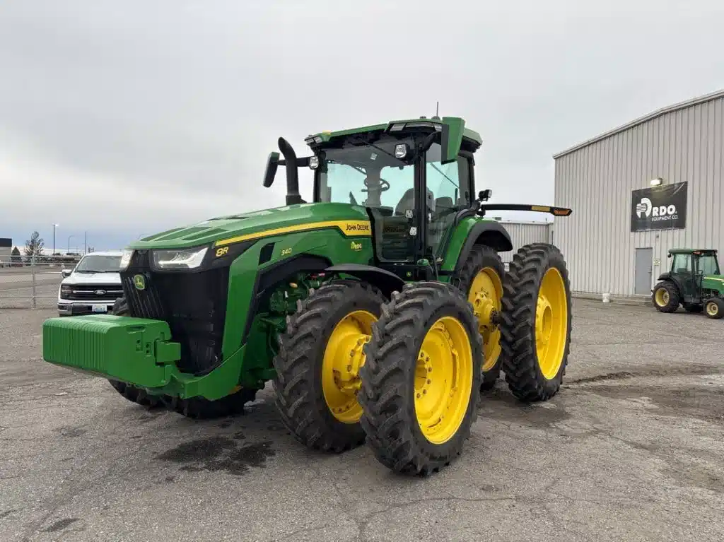 Gallery image 1 for 2025 John Deere 8R 340 Tractor