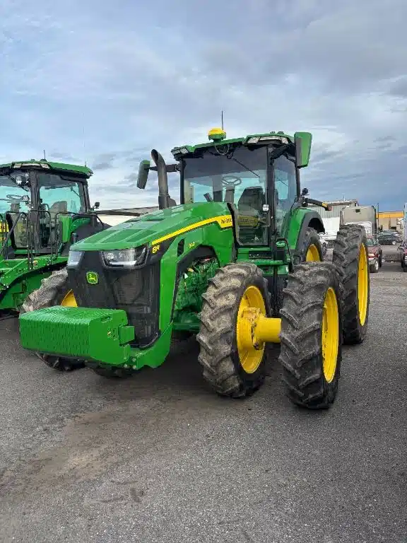Gallery image 1 for Used 2022 John Deere 8R 340 Tractor